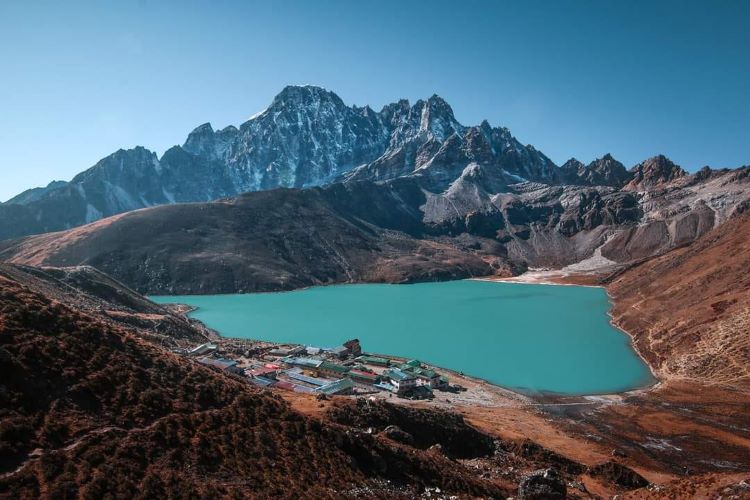 Gokyo Valley Trek -13 Days